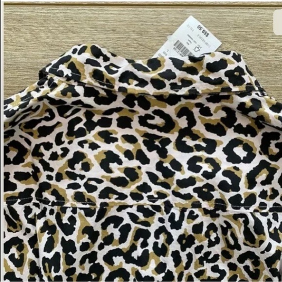 NWT J. Crew Leopard Print Button Down Top - Picture 2 of 4